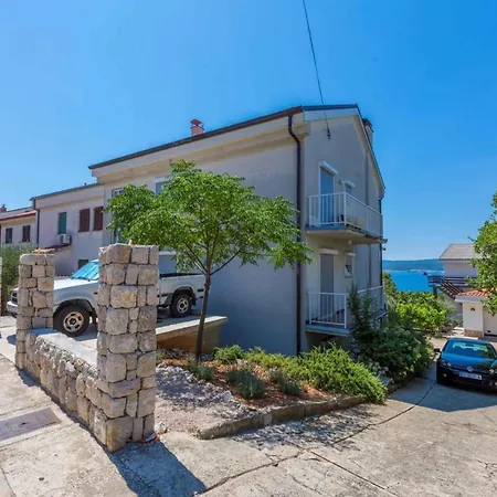 In 39516 Apartment Crikvenica